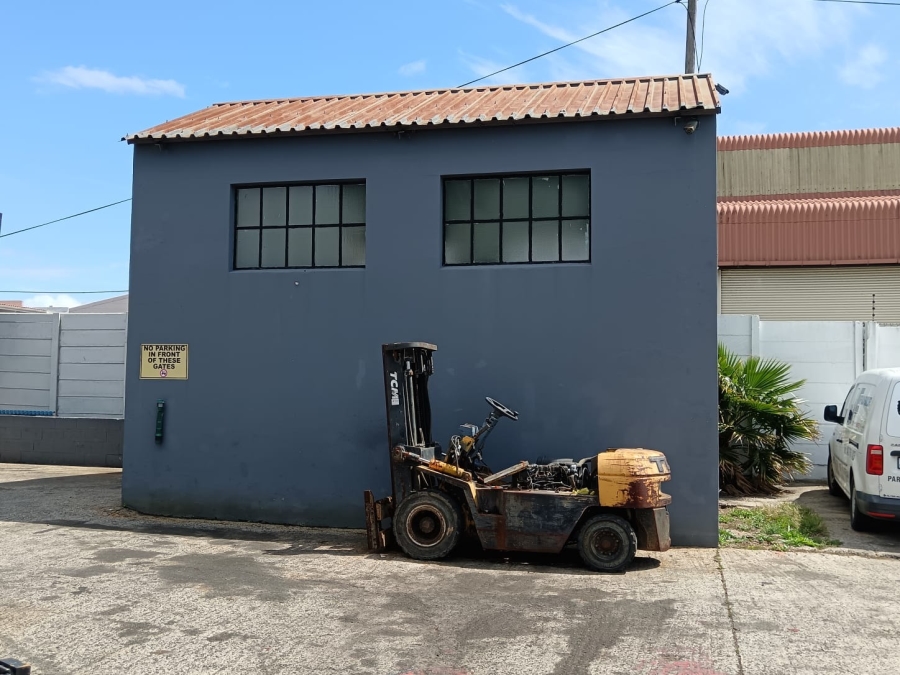 Commercial Property for Sale in Woodbrook Eastern Cape